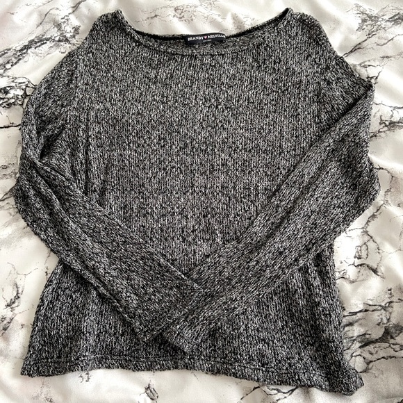 Brandy Melville Crop Knit Top - Picture 1 of 3